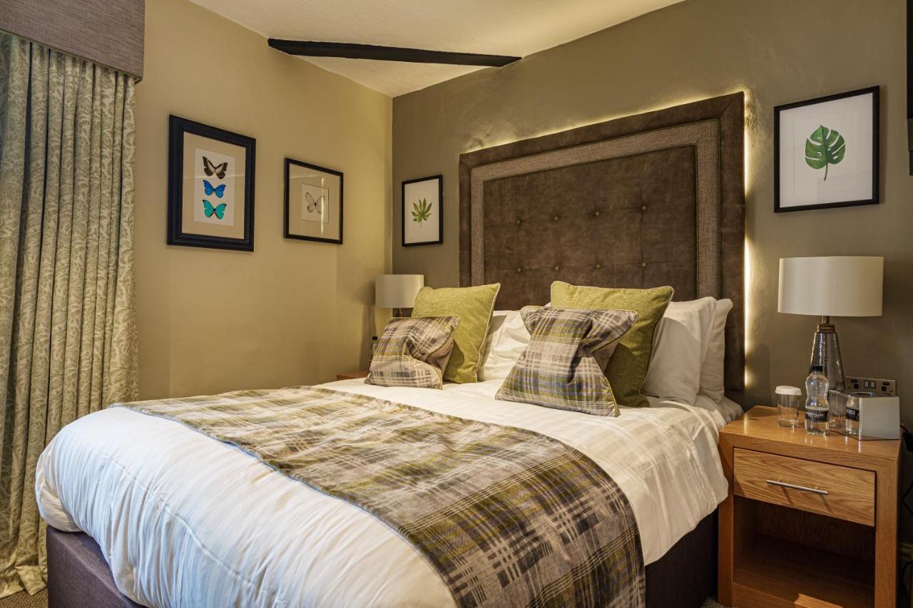 The Rutland Arms Hotel, Bakewell, Derbyshire Bagian luar foto