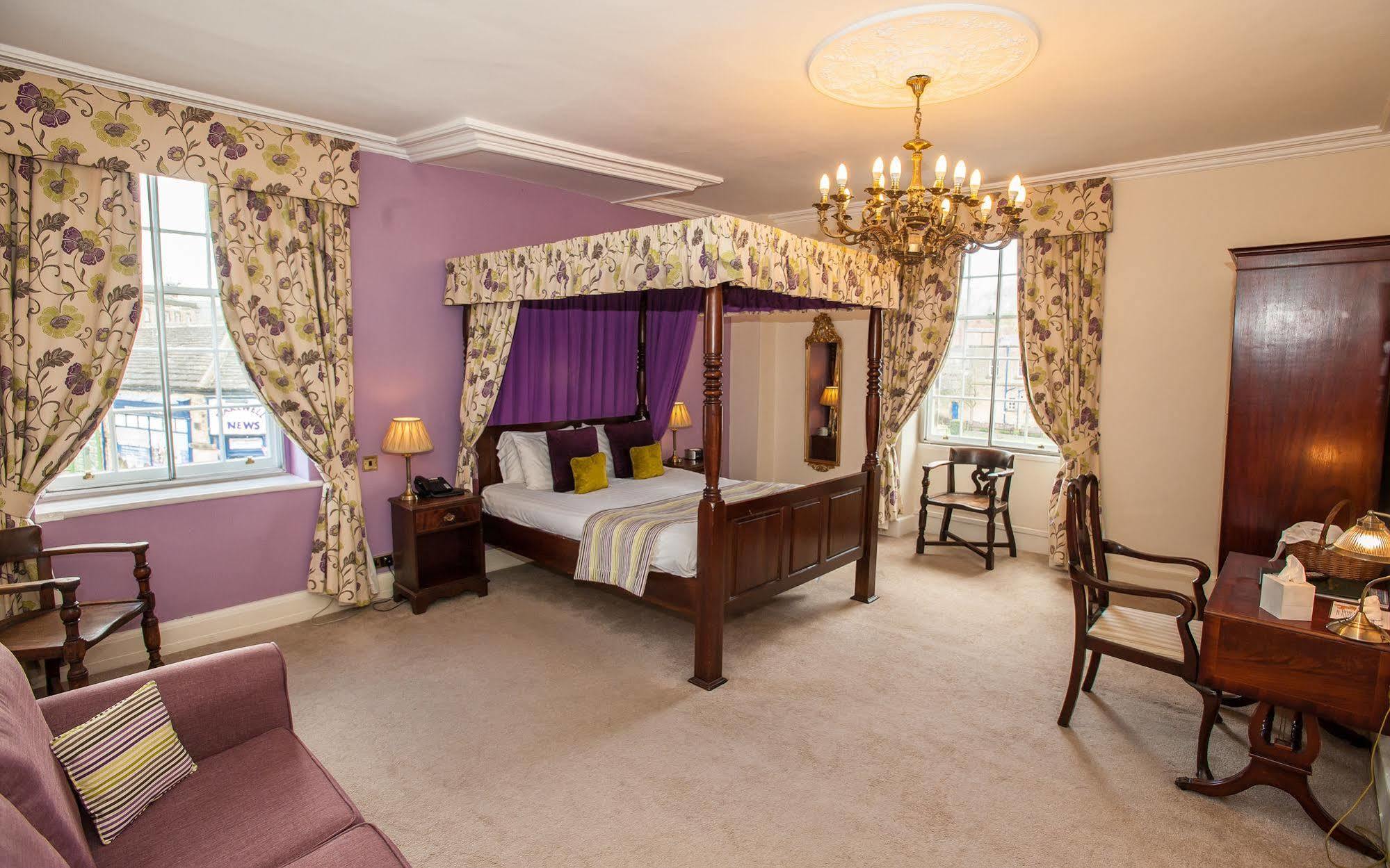 The Rutland Arms Hotel, Bakewell, Derbyshire Bagian luar foto